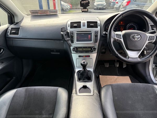 152 Toyota Avensis 2.0d4d 366904853