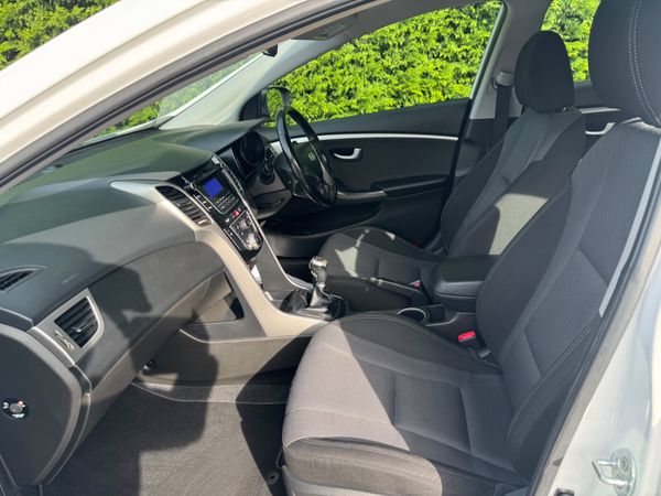 Hyundai i30 2016 DELUXE 1.4 PETROL 366908775