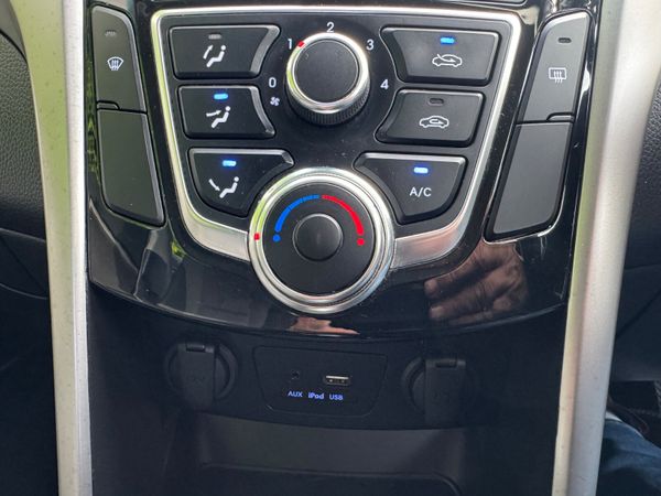 Hyundai i30 2016 DELUXE 1.4 PETROL 366908784