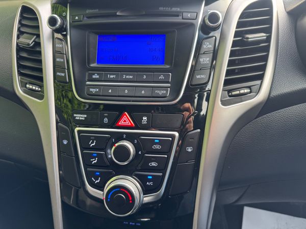 Hyundai i30 2016 DELUXE 1.4 PETROL 366908785