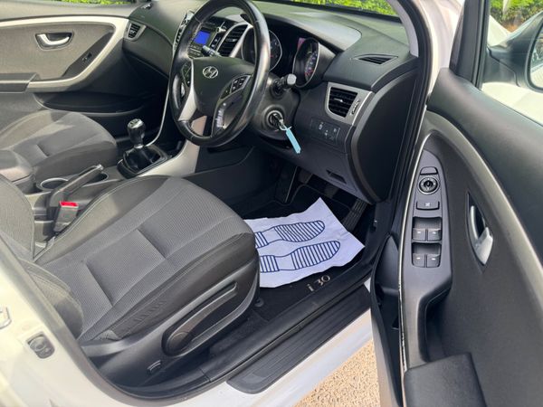 Hyundai i30 2016 DELUXE 1.4 PETROL 366908799
