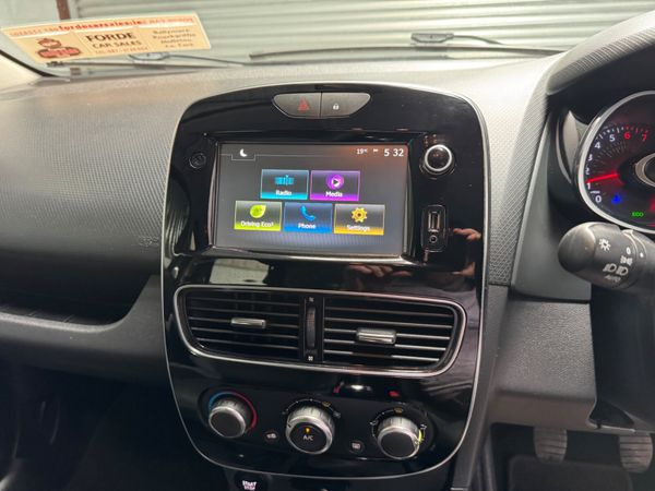 Renault Clio 2017     TOP SPEC ! 366901736