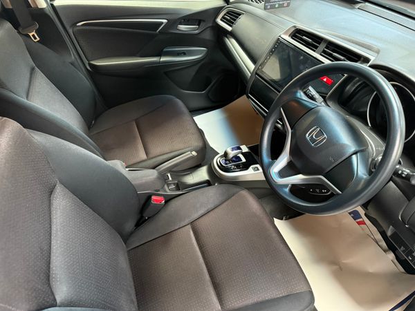 2016 Honda Fit 1.5 Petrol Hybrid Auto, Immaculate 366915976