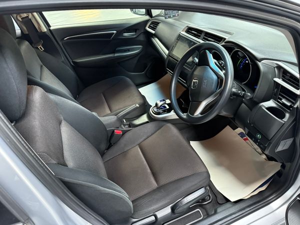 2016 Honda Fit 1.5 Petrol Hybrid Auto, Immaculate 366915980