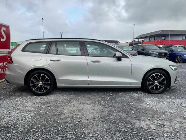 VOLVO V60 D3 2.0 DIESEL MOMENTUM LOW KMS 366916570