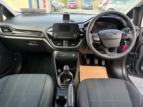 2018 Ford Fiesta 1.1 Zetec 366917091