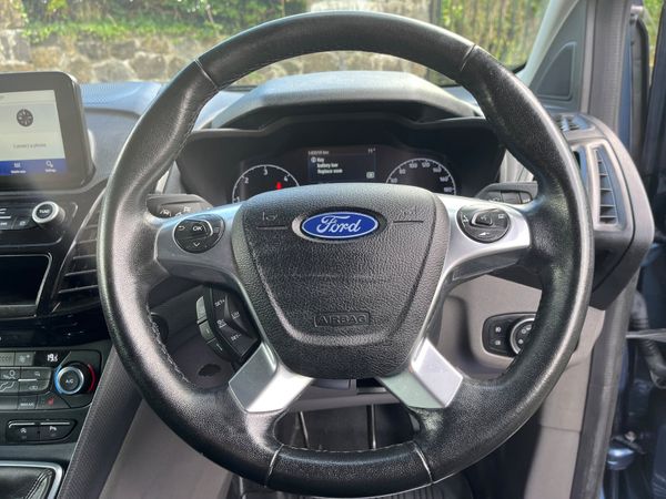 Ford Transit Connect, limited edition. 366933197
