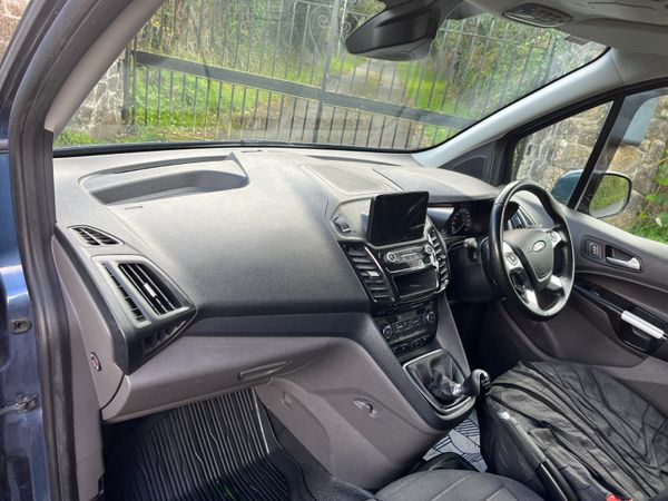 Ford Transit Connect, limited edition. 366933199