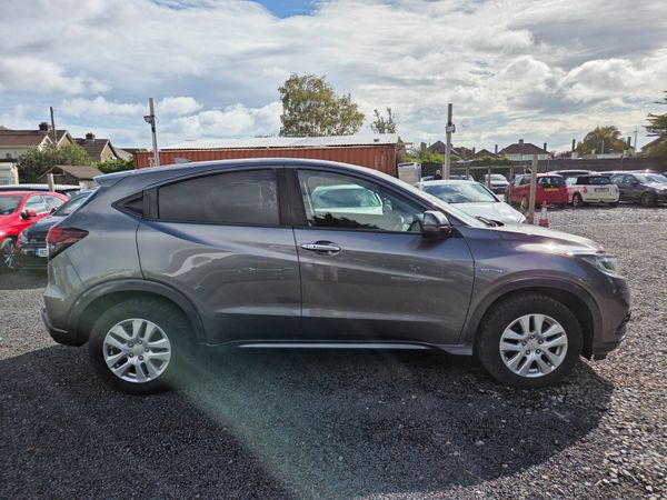 Honda Vezel 1.5L Hybrid| High-Spec | Low Miles 366946819