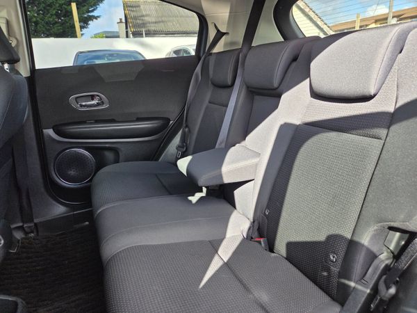 Honda Vezel 1.5L Hybrid| High-Spec | Low Miles 366946842