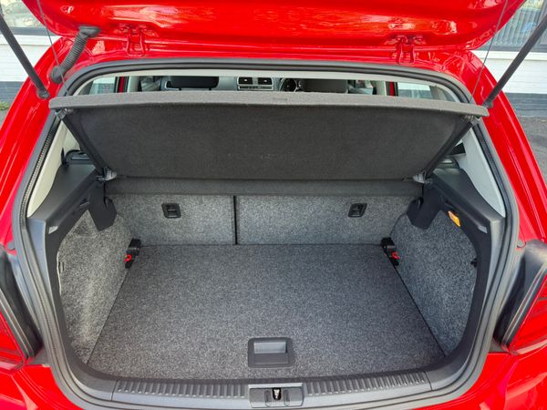 2016 VW Polo 1.2 Petrol automatic,36k Miles only 366940969