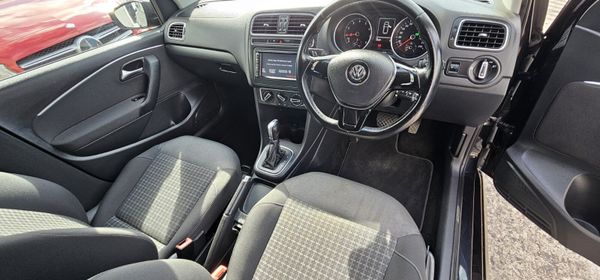 2015(152D) VOLKSWAGEN POLO (AUTOMATIC) 366952176