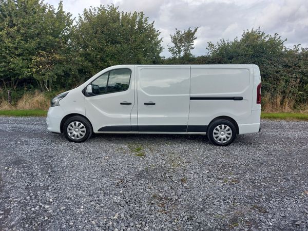 Renault Trafic 212 LWB 2.0L DCI Showroom Condition 367009978