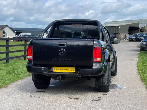 171 Volkswagen Amarok Highline 180bhp black Ed 367010137