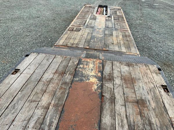NOOTEBOOM TRAILER. 367027134