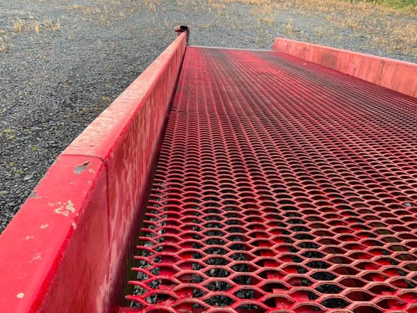 THORWORLD CONTAINER LOADING RAMP......4728.. 367027268
