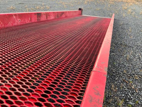 THORWORLD CONTAINER LOADING RAMP......4728.. 367027269