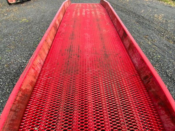 THORWORLD CONTAINER LOADING RAMP......4728.. 367027275
