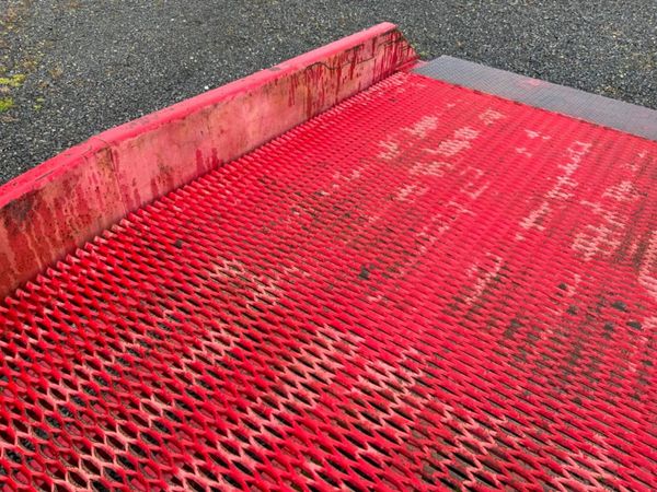 THORWORLD CONTAINER LOADING RAMP......4728.. 367027281