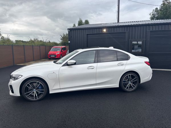 BMW 330e 2019 M-Sport Plus Auto Sunroof! 367023288