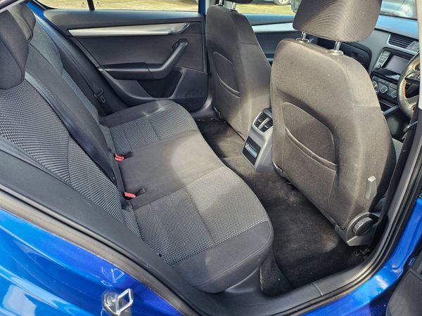 Skoda Octavia 2015 367032813