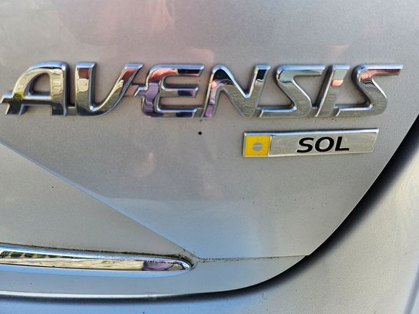 Toyota Avensis 2017 SOL 367033075