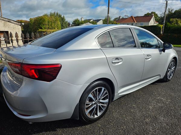 Toyota Avensis 2017 SOL 367033098