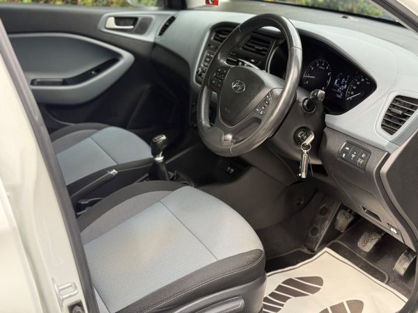 Hyundai i20 181 367045070