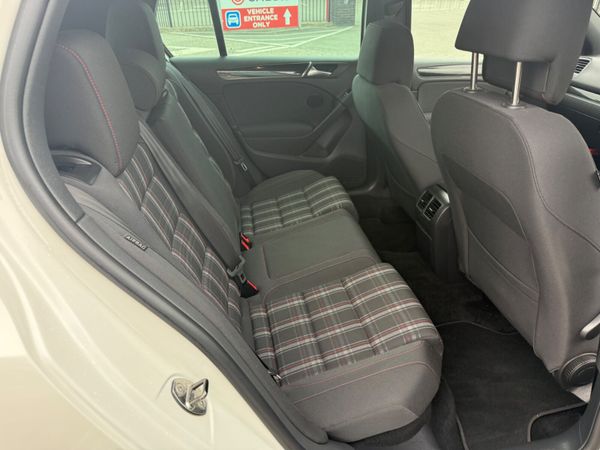 Volkswagen Golf Gti 2012 45,000 kms 367040206