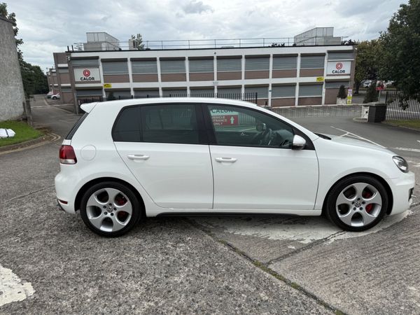 Volkswagen Golf Gti 2012 45,000 kms 367040244