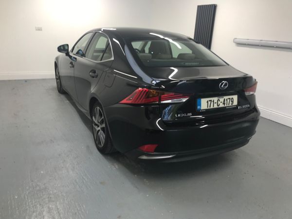 17 LEXUS IS 300H HYBRID /// FINANCE AVAILABLE 367058327