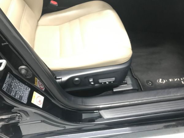 17 LEXUS IS 300H HYBRID /// FINANCE AVAILABLE 367058329