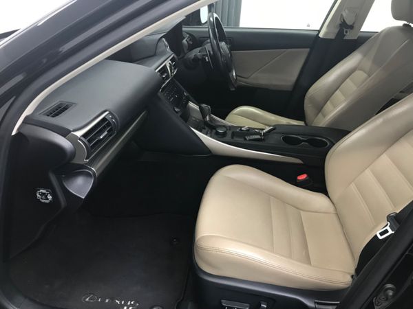17 LEXUS IS 300H HYBRID /// FINANCE AVAILABLE 367058335