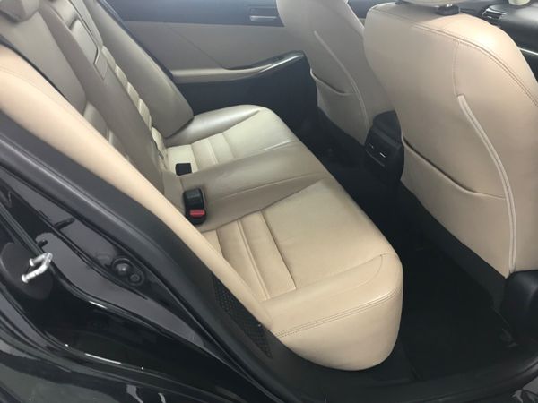 17 LEXUS IS 300H HYBRID /// FINANCE AVAILABLE 367058336