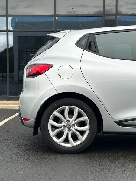 Renault Clio 2019 *1Owner 367053928