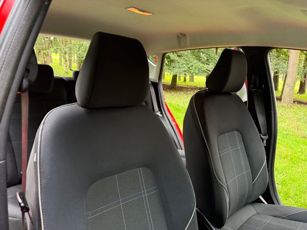 Ford Fiesta 2017 ZETEC Nice Spec 367078355