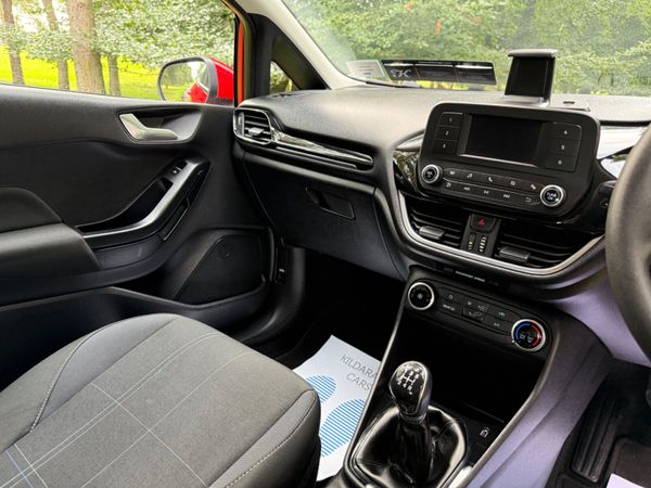 Ford Fiesta 2017 ZETEC Nice Spec 367078379