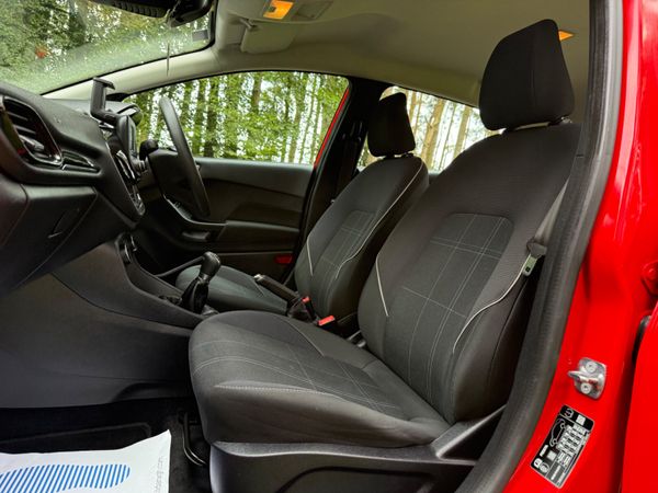 Ford Fiesta 2017 ZETEC Nice Spec 367078370
