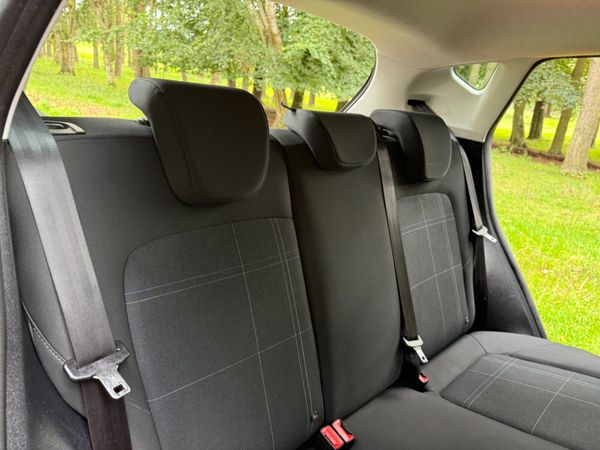 Ford Fiesta 2017 ZETEC Nice Spec 367078440