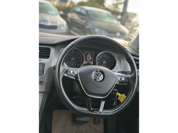 Volkswagen Golf AUTOMATIC LOW MILEAGE VW GOLF 367089682