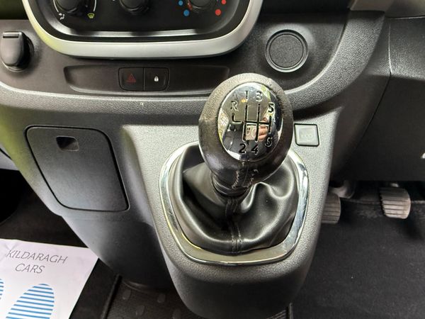 Nissan NV300 2017 Possible To Crewcab 367080392