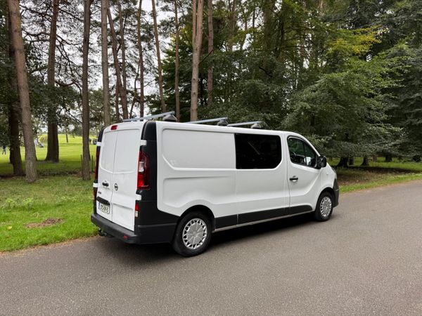 Nissan NV300 2017 Possible To Crewcab 367080421