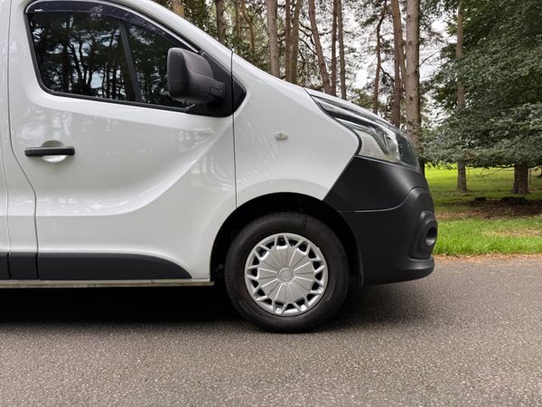 Nissan NV300 2017 Possible To Crewcab 367080423