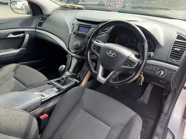 Hyundai i40 2015 Trade Sale! 367099210
