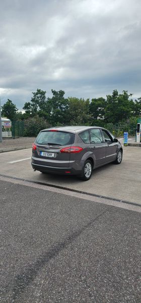 Ford S-Max 2011 367106216