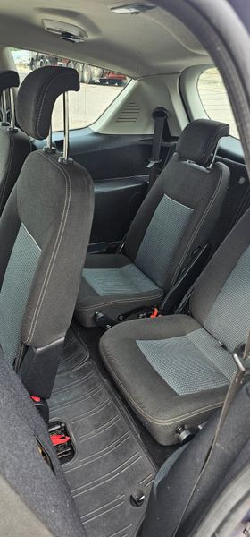 Ford S-Max 2011 367106220