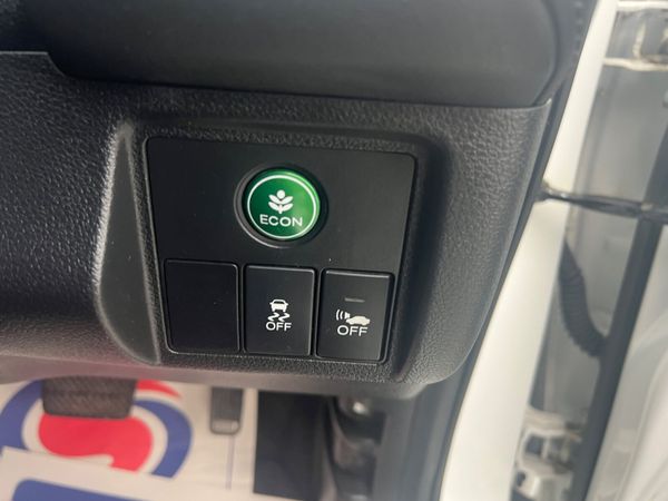 Honda Vesel ** 2015** 367112762