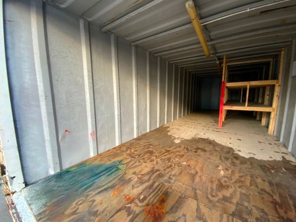 32ft x 10ft SITE STORAGE CONTAINER..........3925. 367149020