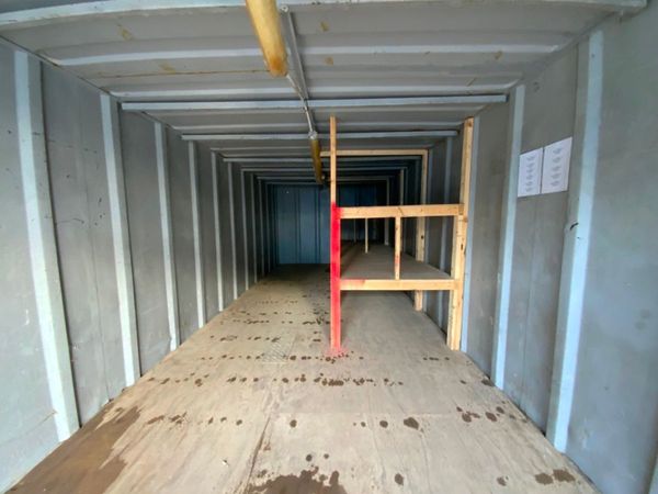 32ft x 10ft SITE STORAGE CONTAINER..........3925. 367149022