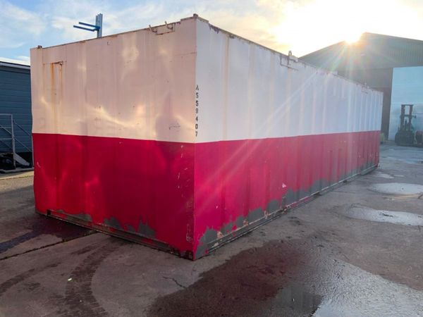 32ft x 10ft SITE STORAGE CONTAINER..........3925. 367149030